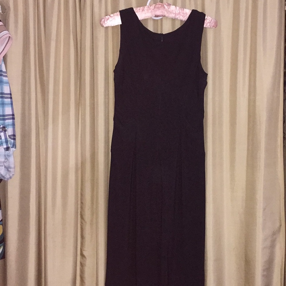 Black dress with rouching size 4 - Picture 3 of 6